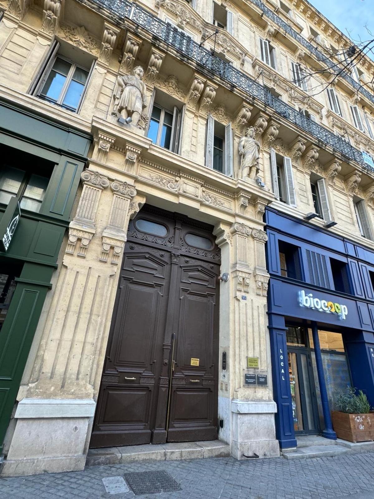 Appartemment Rue De La Republique, Joli Et Moderne Au Coeur Du Centre Marseille Eksteriør bilde